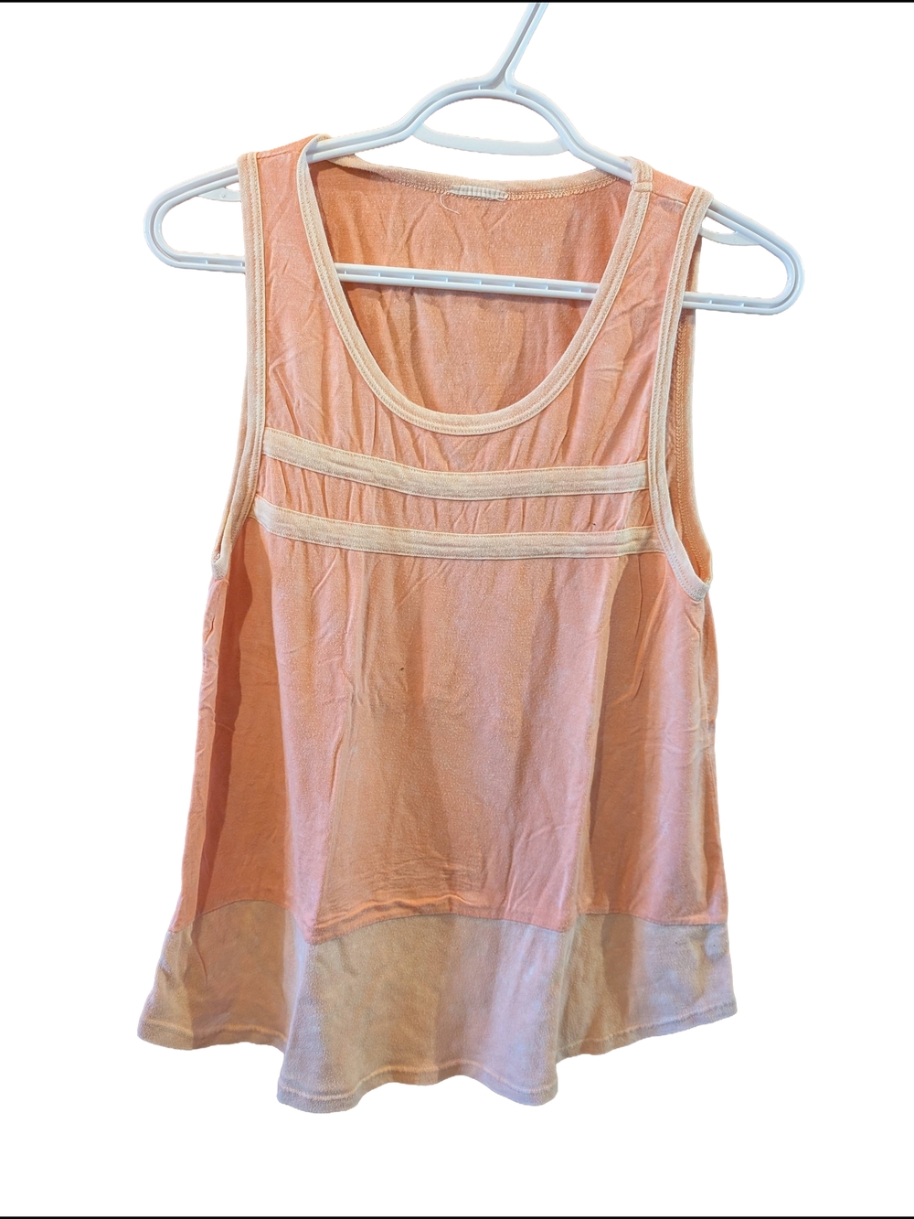 2/22$ Women’s Peach Tank Top with Contrast Trim
